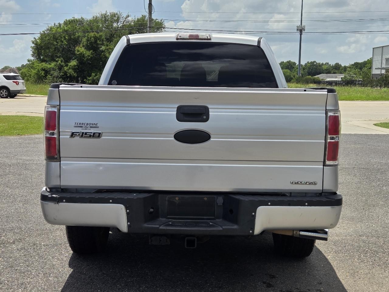 Ford F-150 2WD SuperCrew 145" XLT 2011