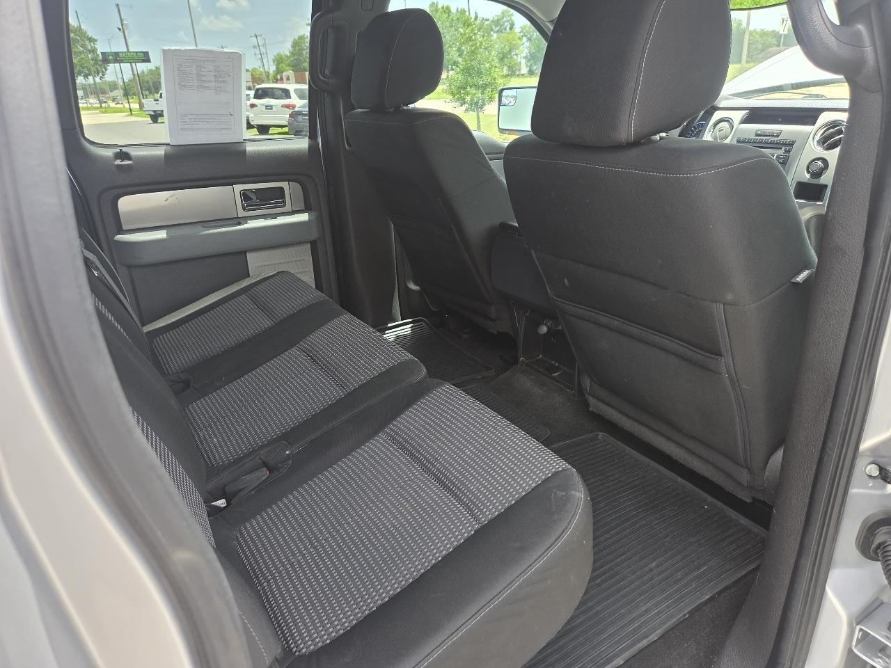 Ford F-150 2WD SuperCrew 145" XLT 2011