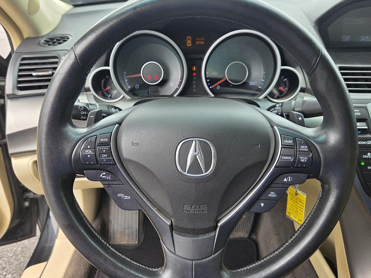 Acura TL 4dr Sdn Auto 2WD 2012