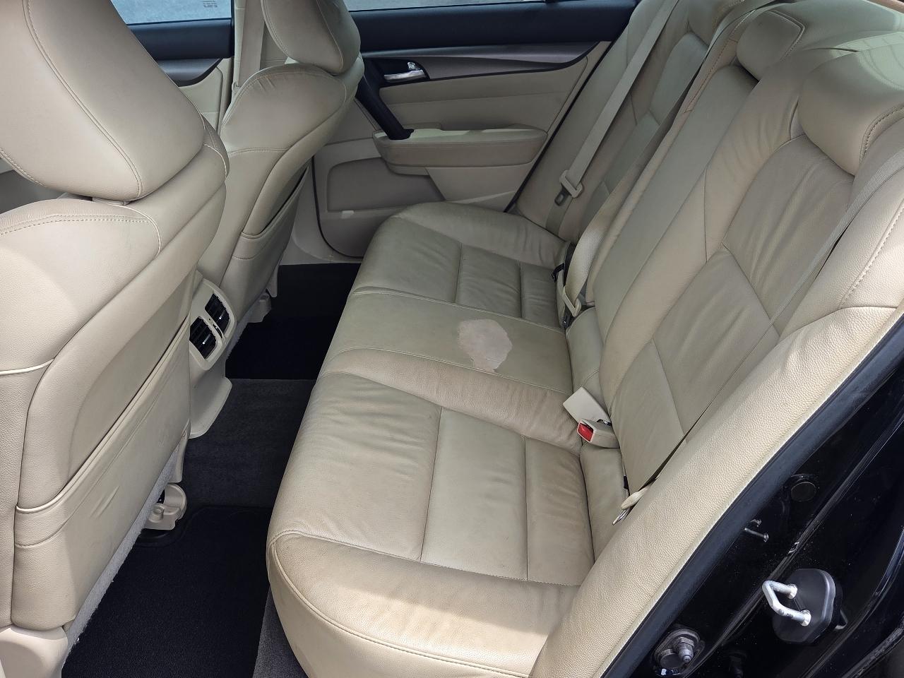 Acura TL 4dr Sdn Auto 2WD 2012