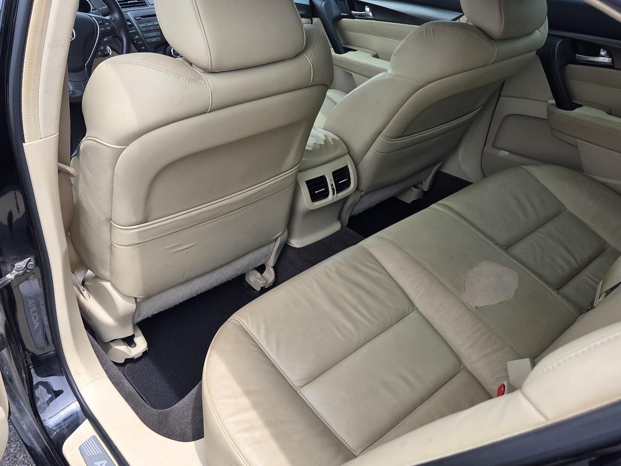 Acura TL 4dr Sdn Auto 2WD 2012