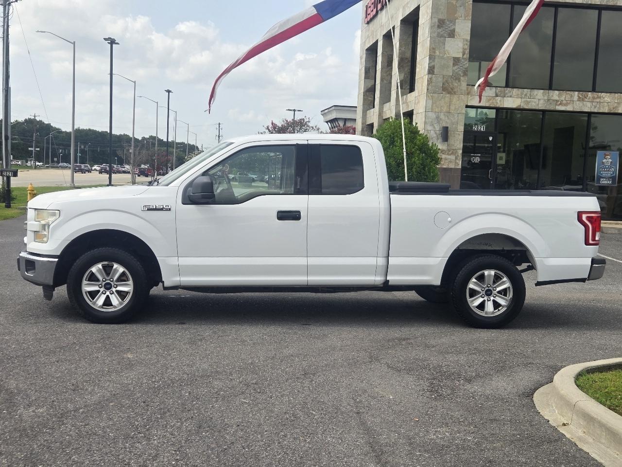 Ford F-150 2WD SuperCab 145" XLT 2015