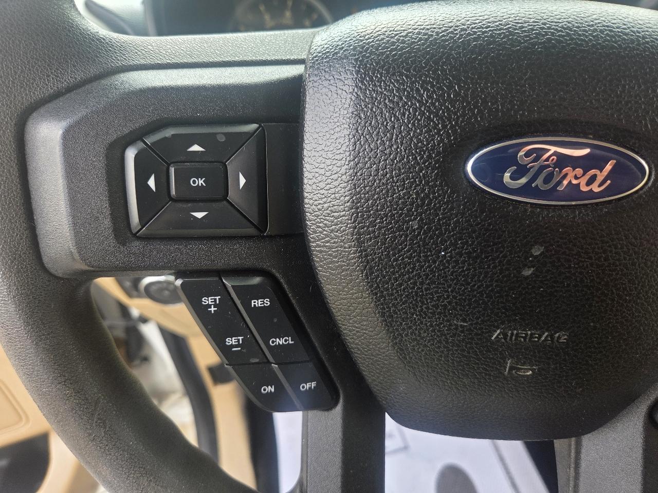 Ford F-150 2WD SuperCab 145" XLT 2015