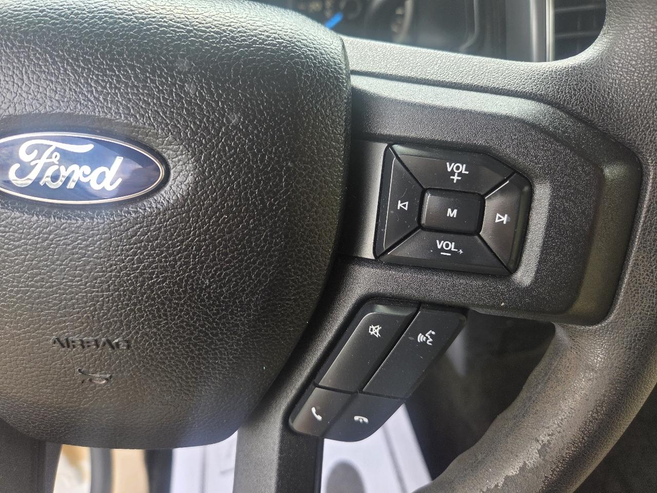 Ford F-150 2WD SuperCab 145" XLT 2015