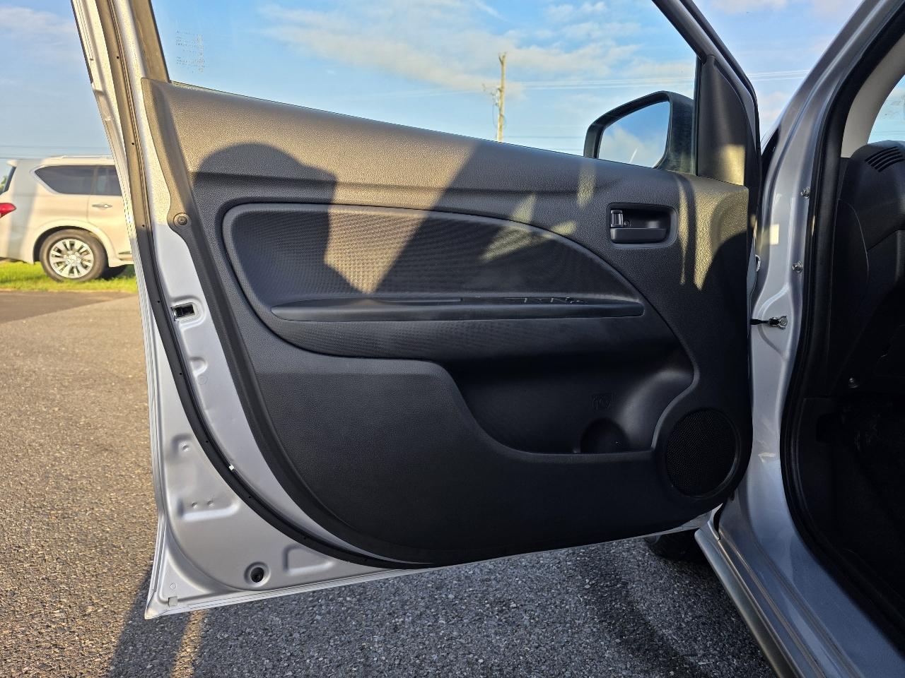 Mitsubishi Mirage G4 LE 2022
