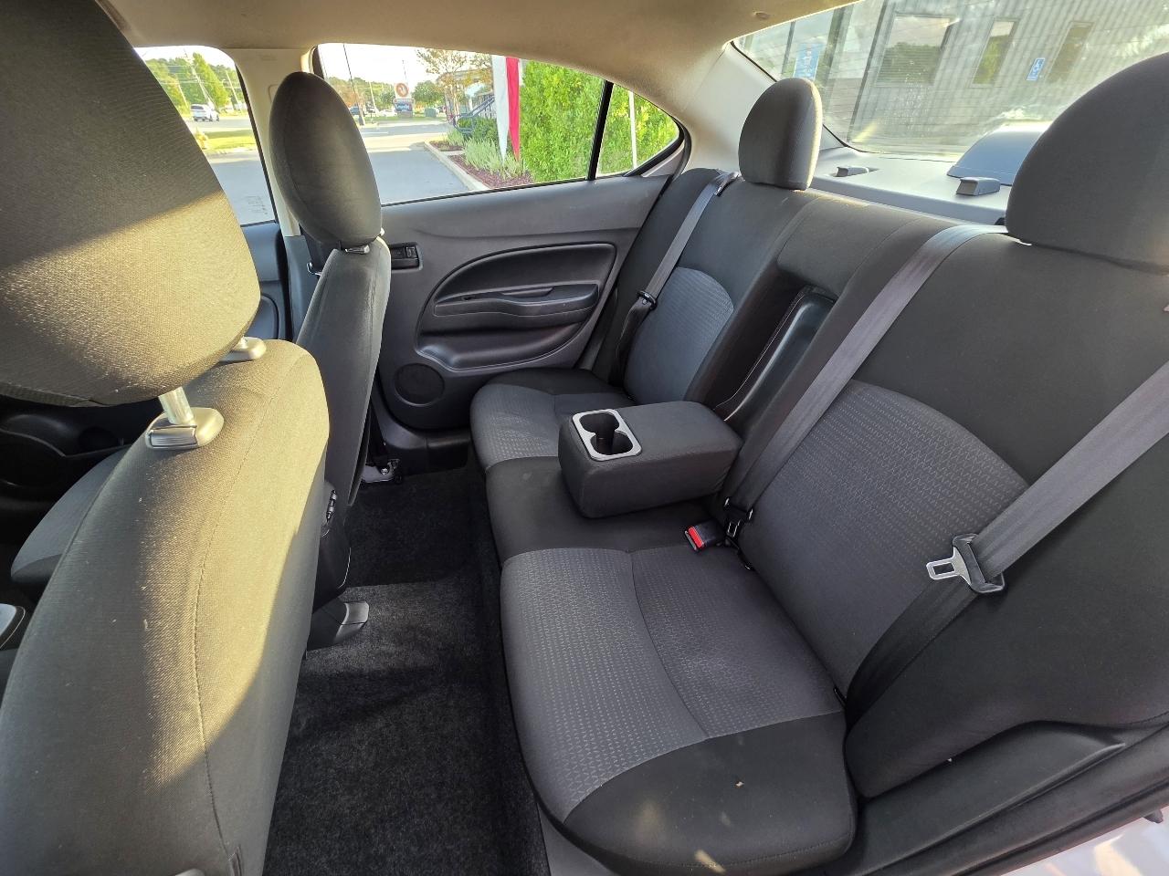 Mitsubishi Mirage G4 LE 2022