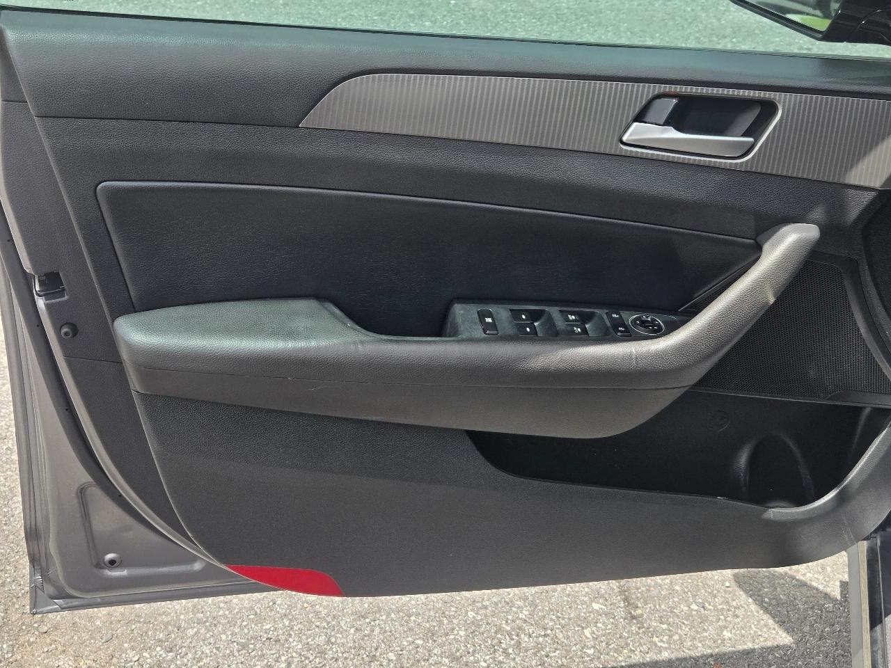 Hyundai Sonata Sport 2.4L 2019