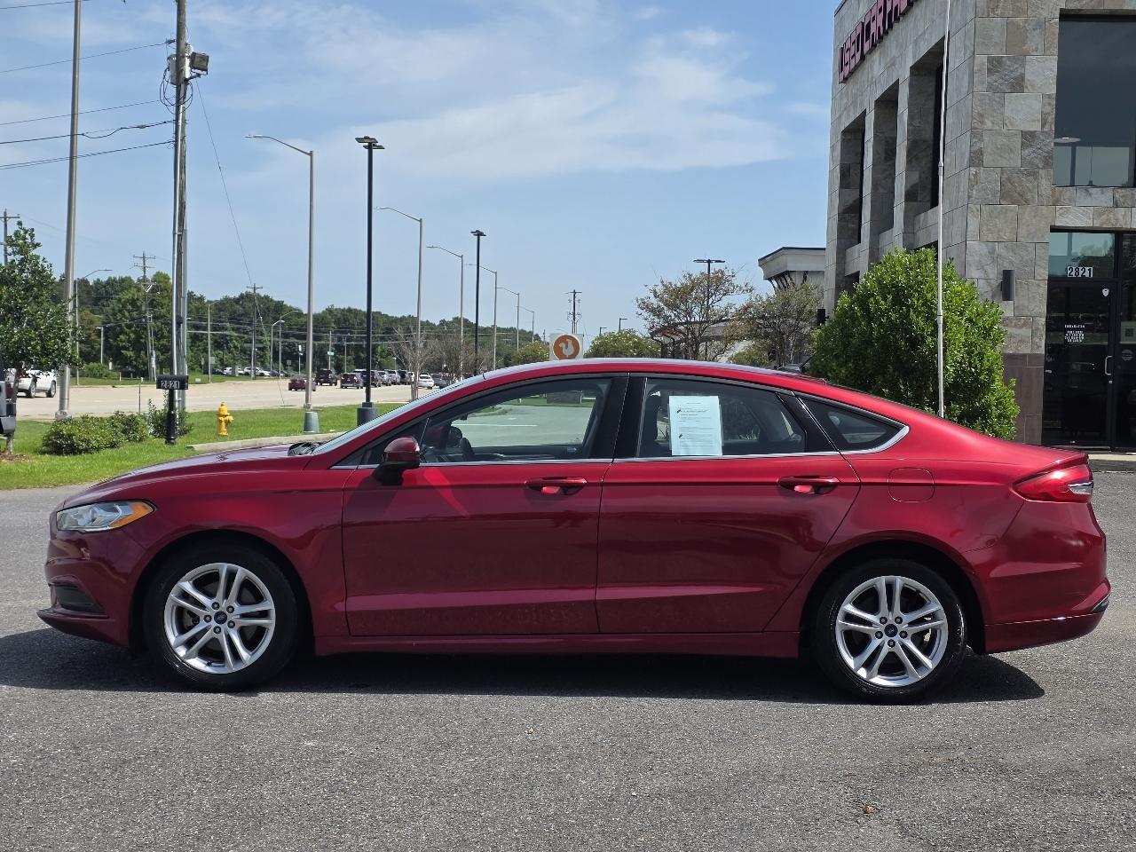 Ford Fusion SE FWD 2018