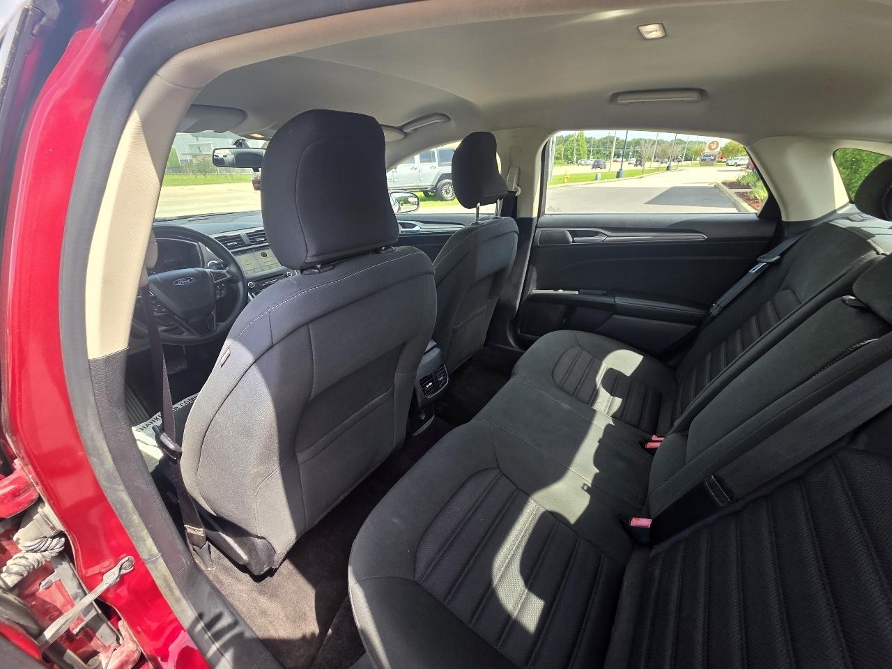 Ford Fusion SE FWD 2018