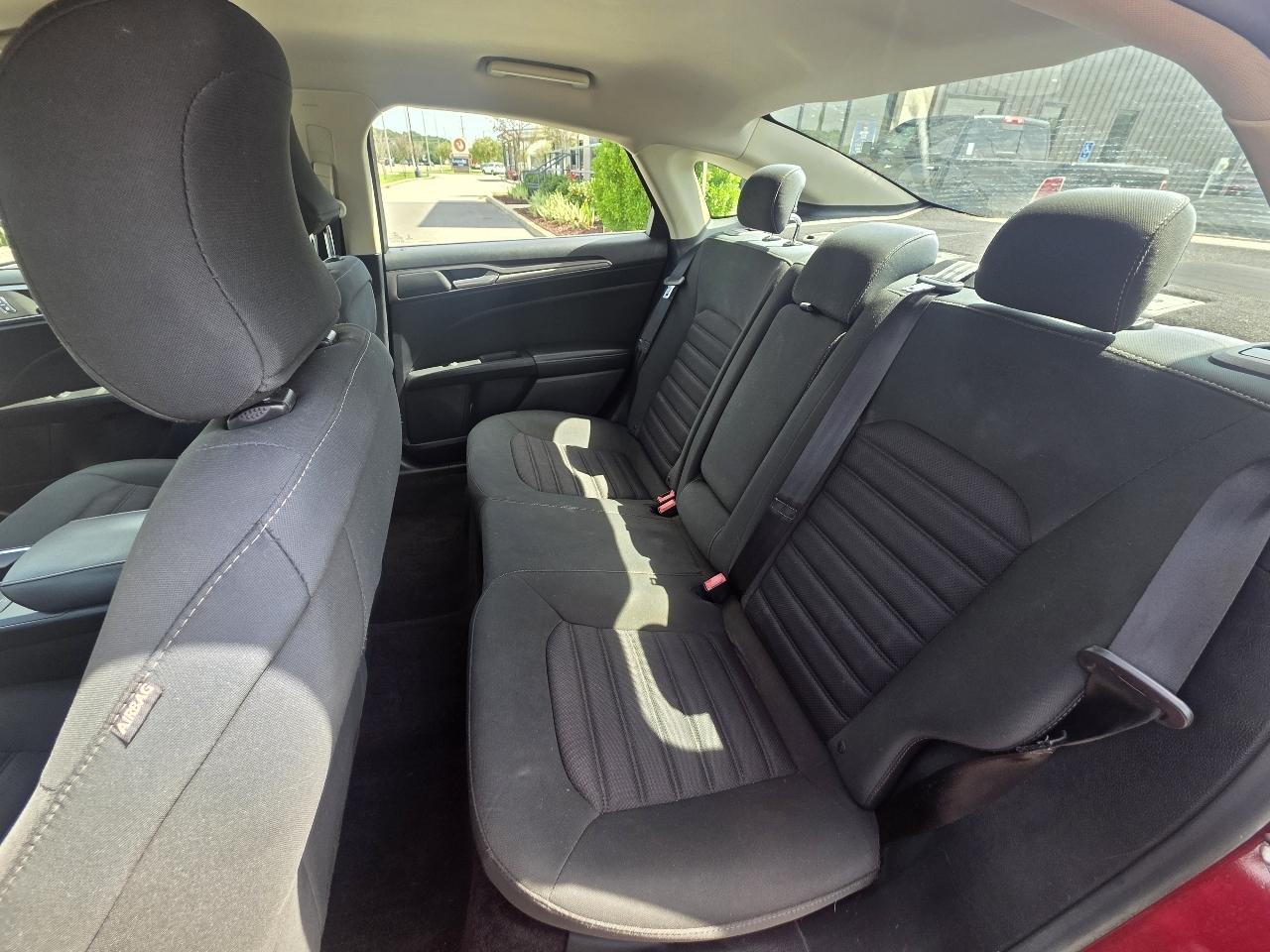 Ford Fusion SE FWD 2018