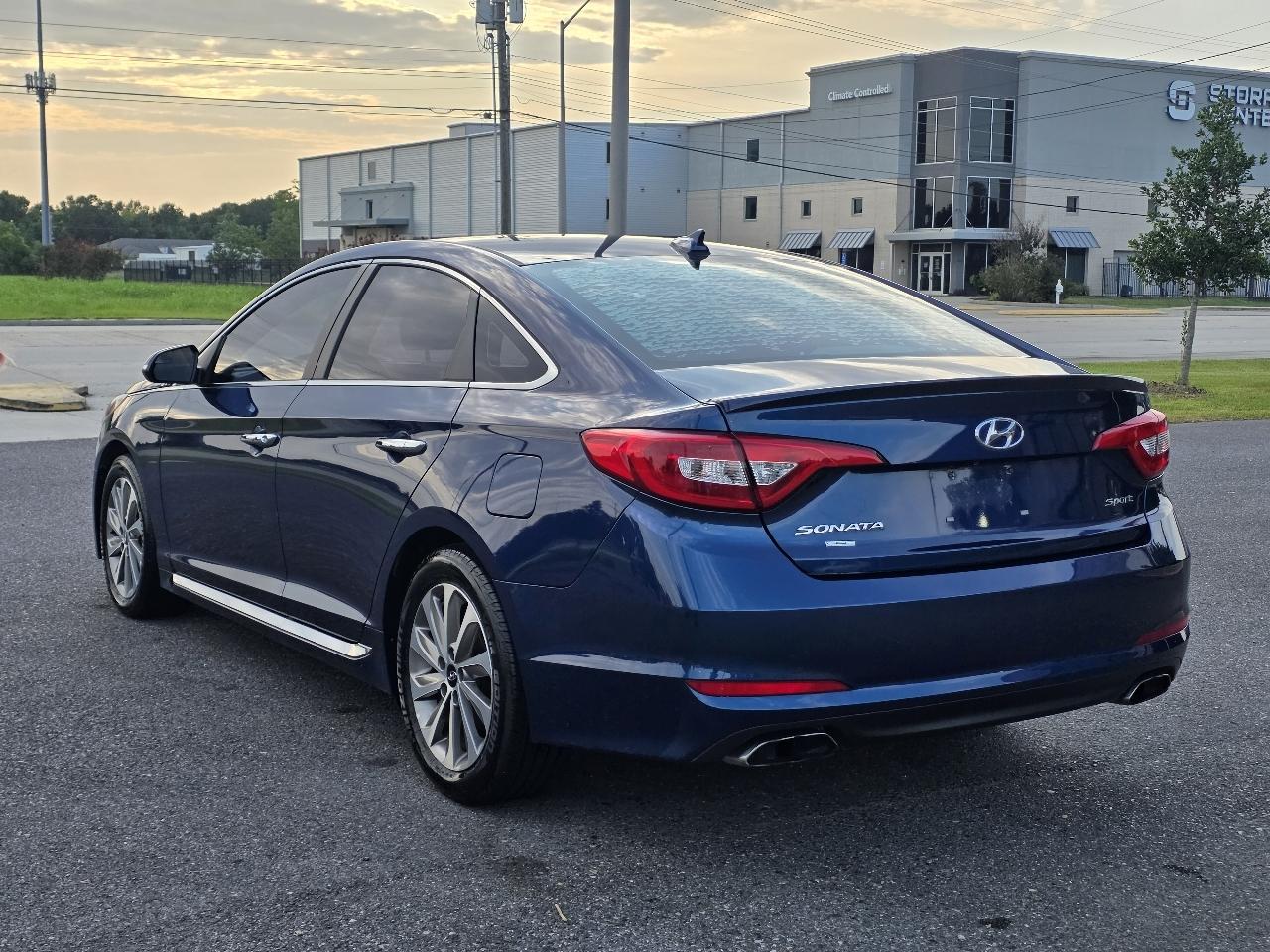 Hyundai Sonata Sport 2.4L 2017