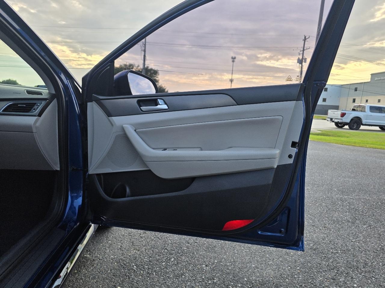 Hyundai Sonata Sport 2.4L 2017