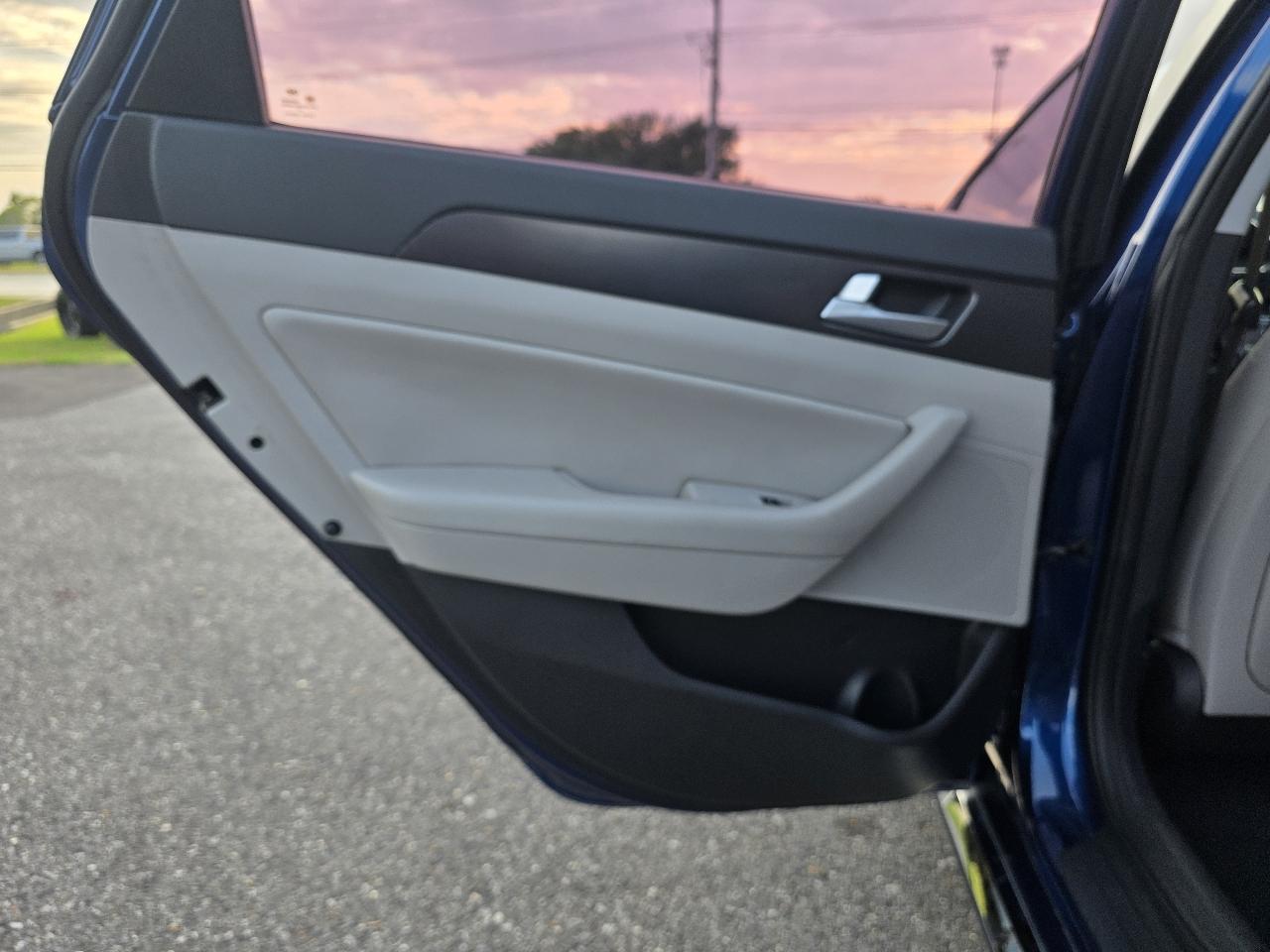 Hyundai Sonata Sport 2.4L 2017