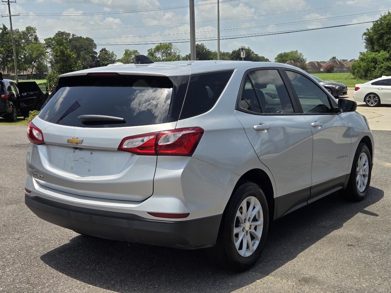 Chevrolet Equinox FWD 4dr LS w/1LS 2021