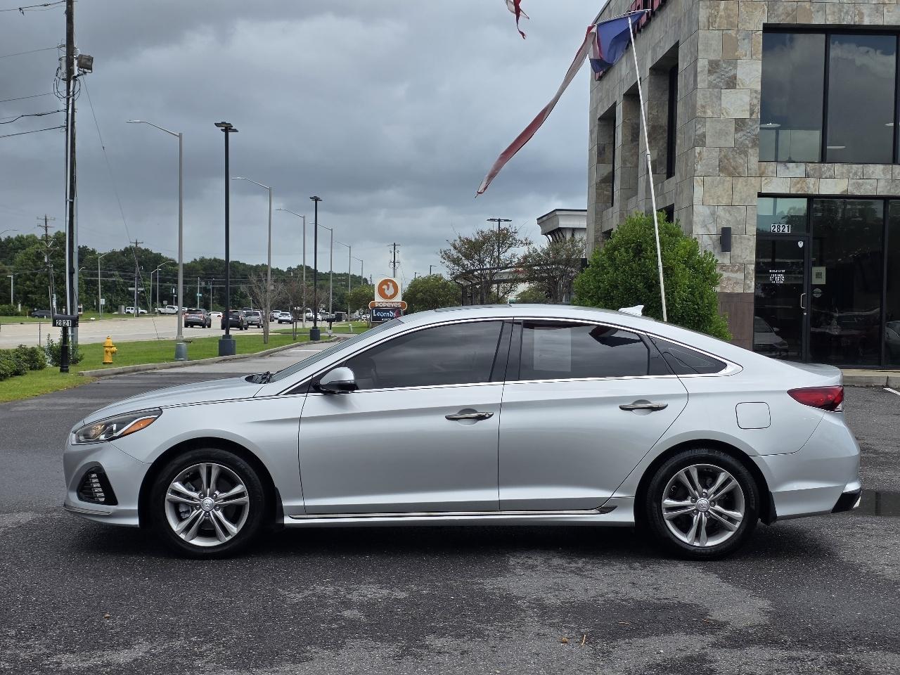 Hyundai Sonata Sport 2.4L 2019