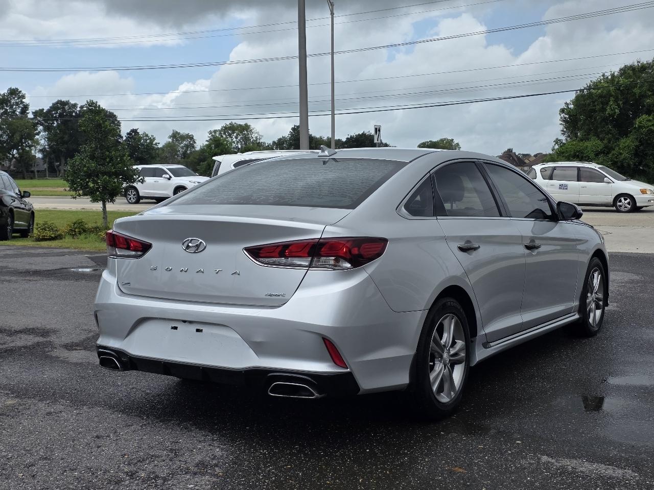 Hyundai Sonata Sport 2.4L 2019