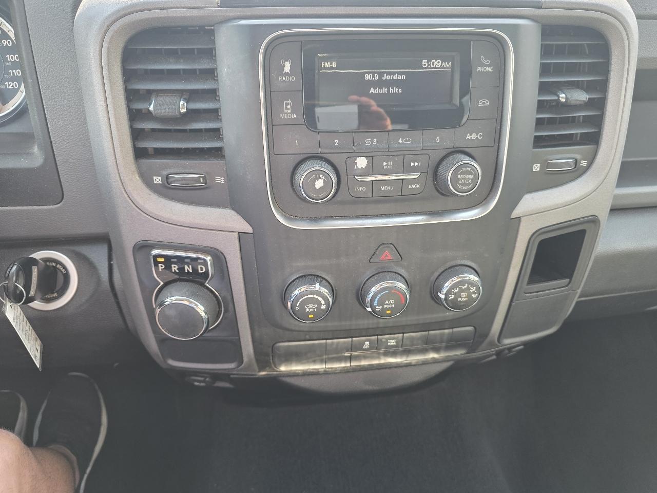 RAM 1500 Classic Tradesman 4x2 Quad Cab 6'4" Box 2019