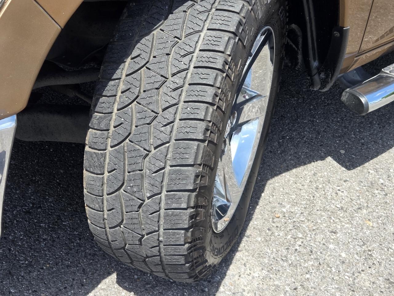 RAM 1500 2WD Crew Cab 140.5" Lone Star 2012