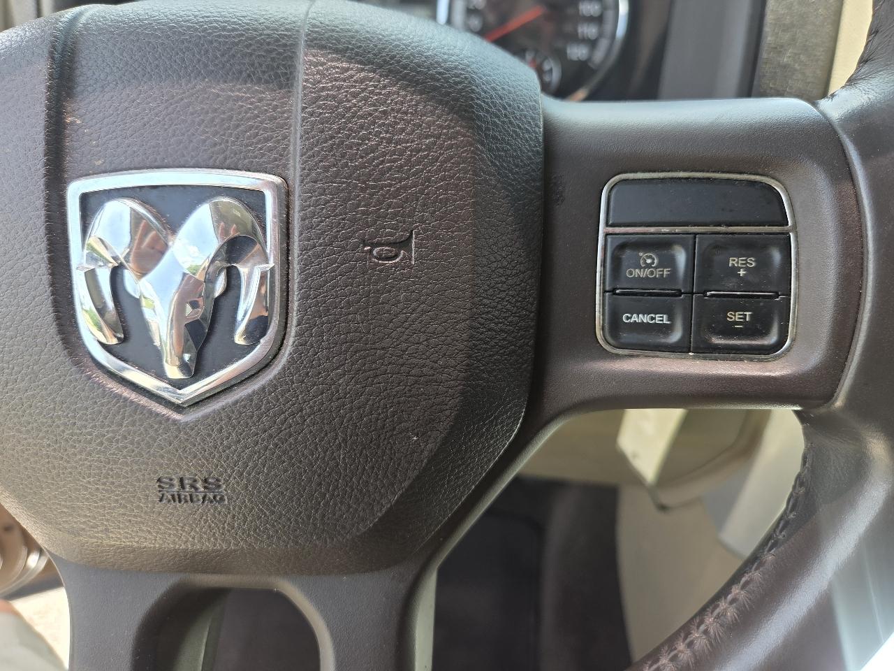 RAM 1500 2WD Crew Cab 140.5" Lone Star 2012