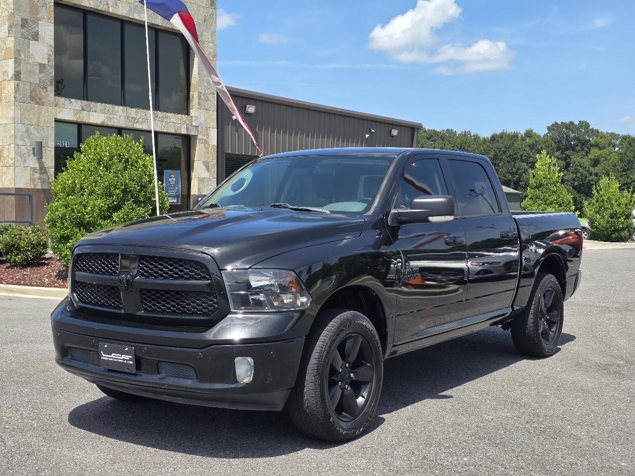 RAM 1500 Big Horn 4x4 Crew Cab 5'7" Box 2018