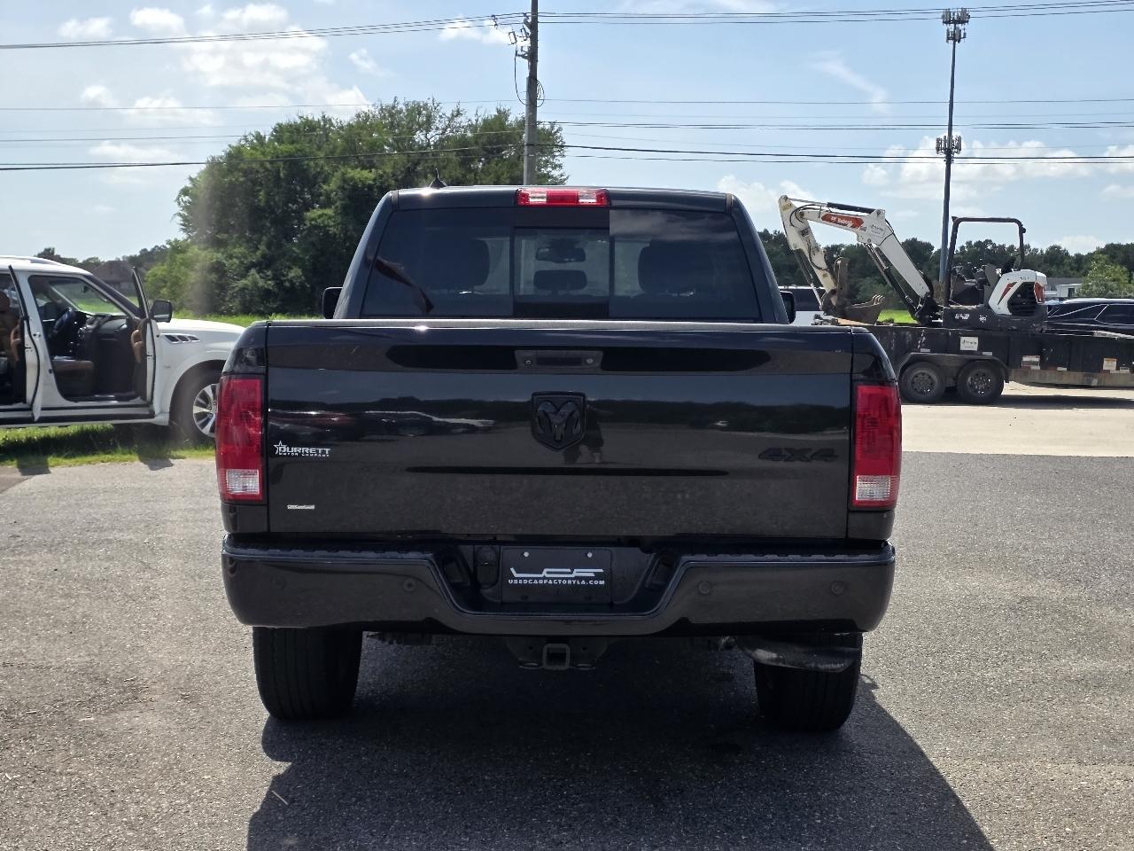 RAM 1500 Big Horn 4x4 Crew Cab 5'7" Box 2018
