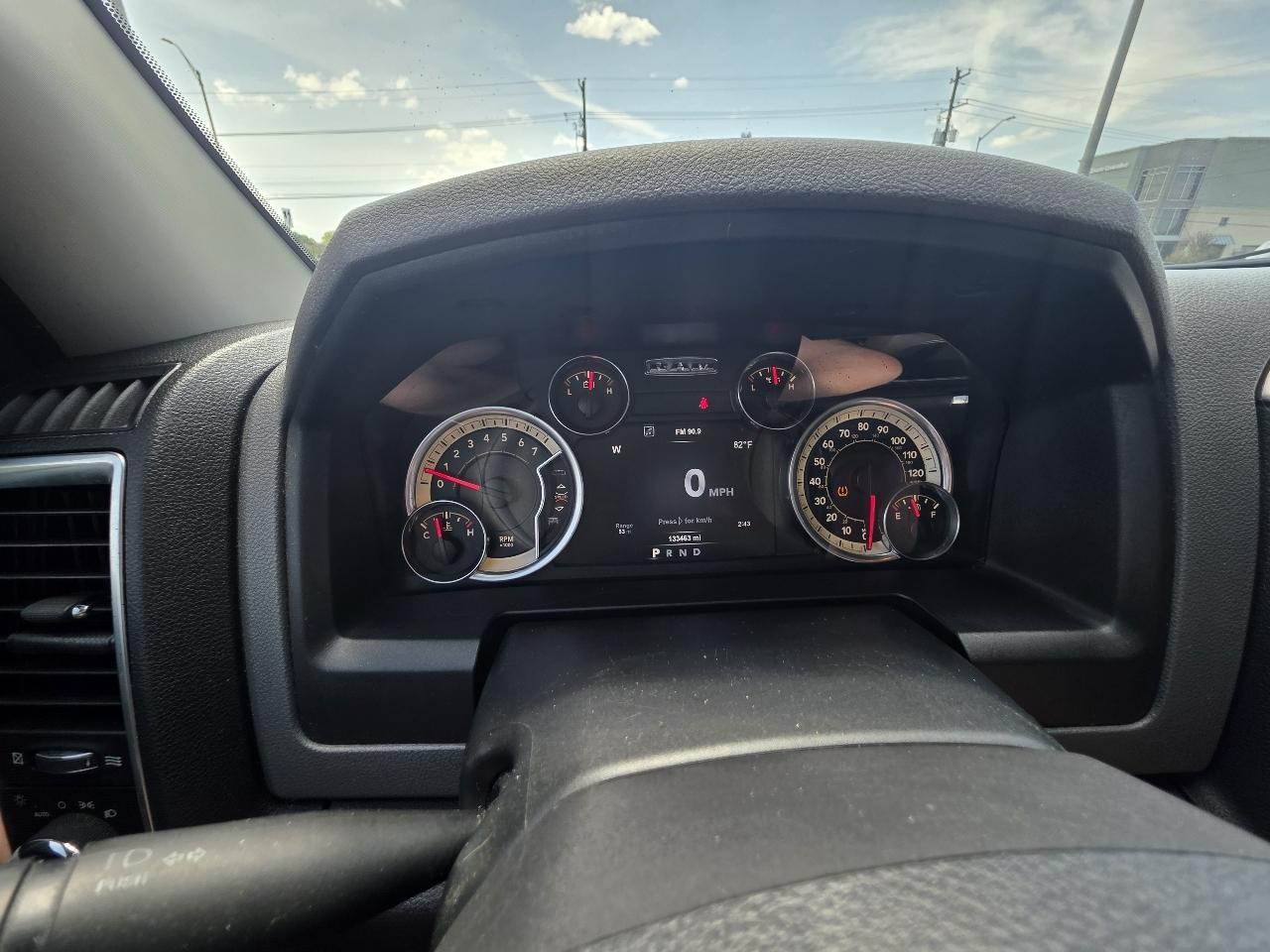 RAM 1500 Big Horn 4x4 Crew Cab 5'7" Box 2018