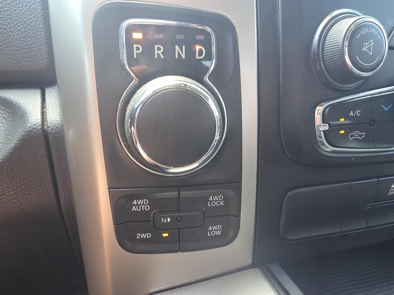 RAM 1500 Big Horn 4x4 Crew Cab 5'7" Box 2018