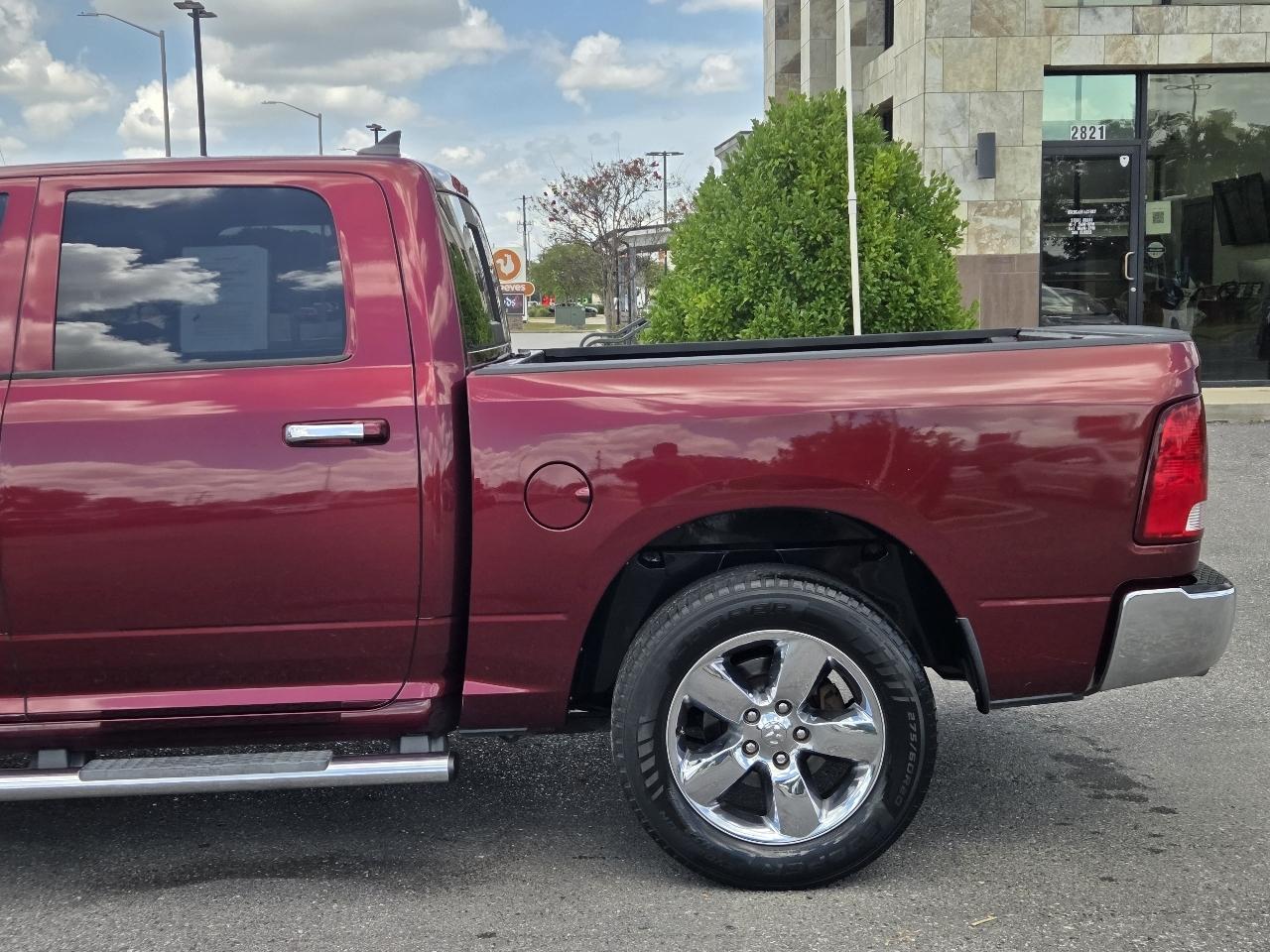 RAM 1500 2WD Crew Cab 140.5" Lone Star 2016