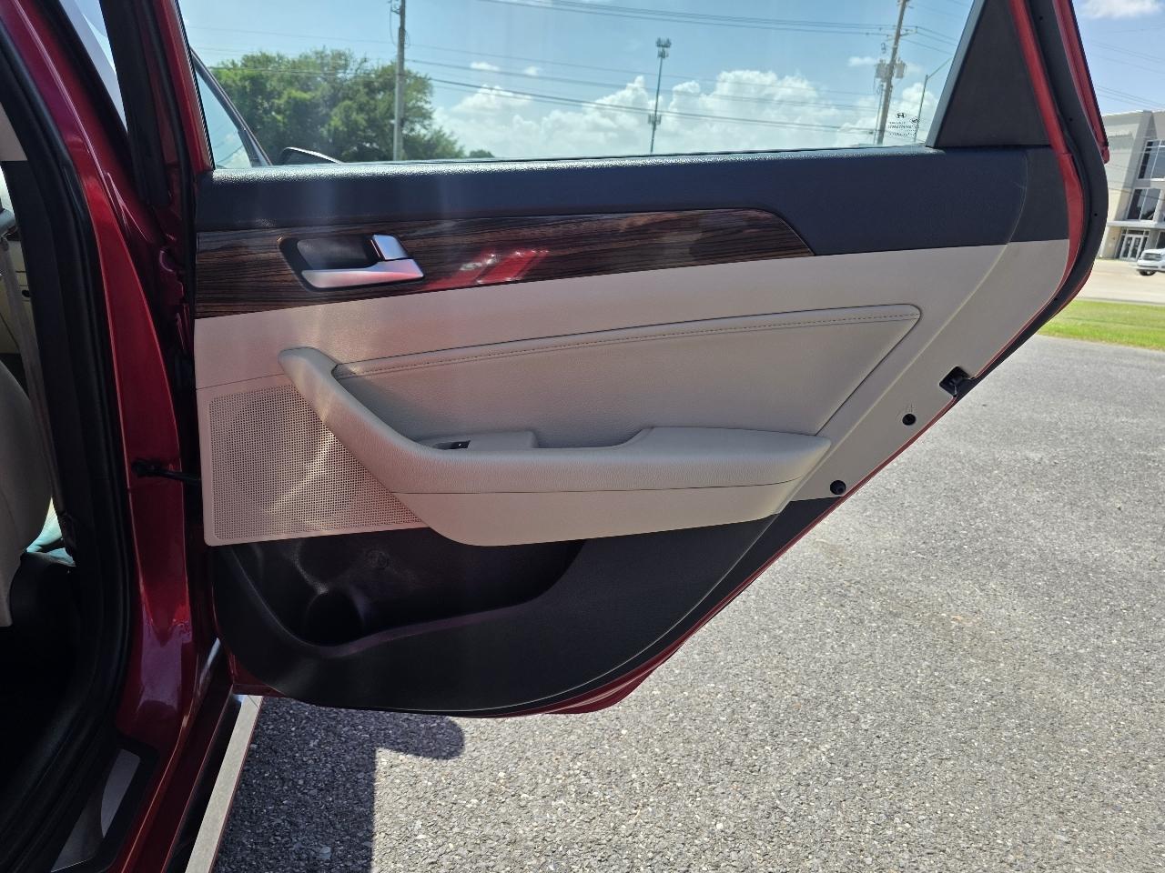 Hyundai Sonata Limited 2.4L PZEV 2017