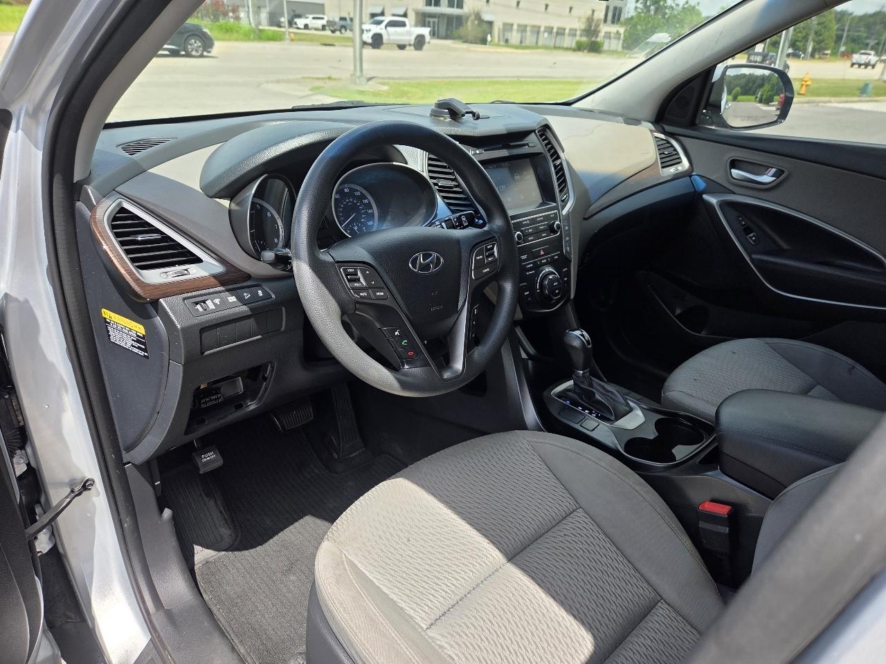 Hyundai Santa Fe SE 3.3L Auto 2018