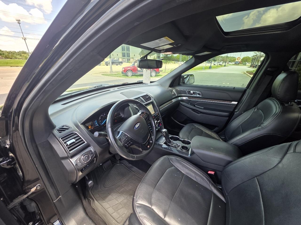 Ford Explorer  2019