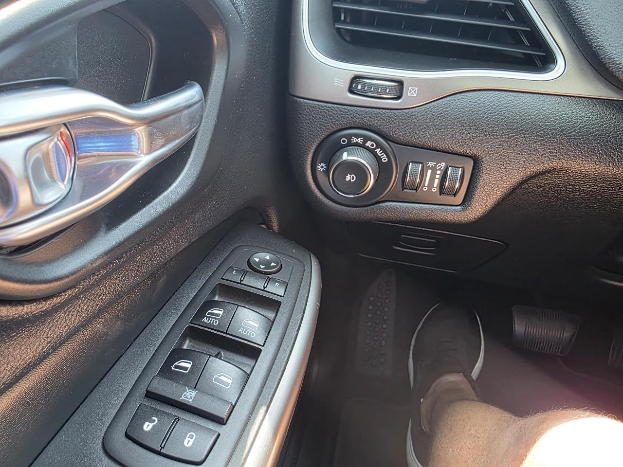 Jeep Cherokee Latitude Plus 4x4 2019