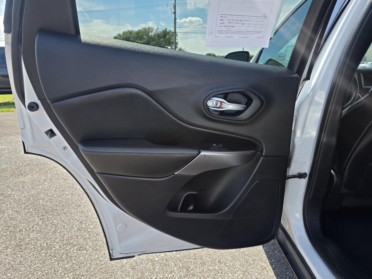 Jeep Cherokee Latitude Plus 4x4 2019