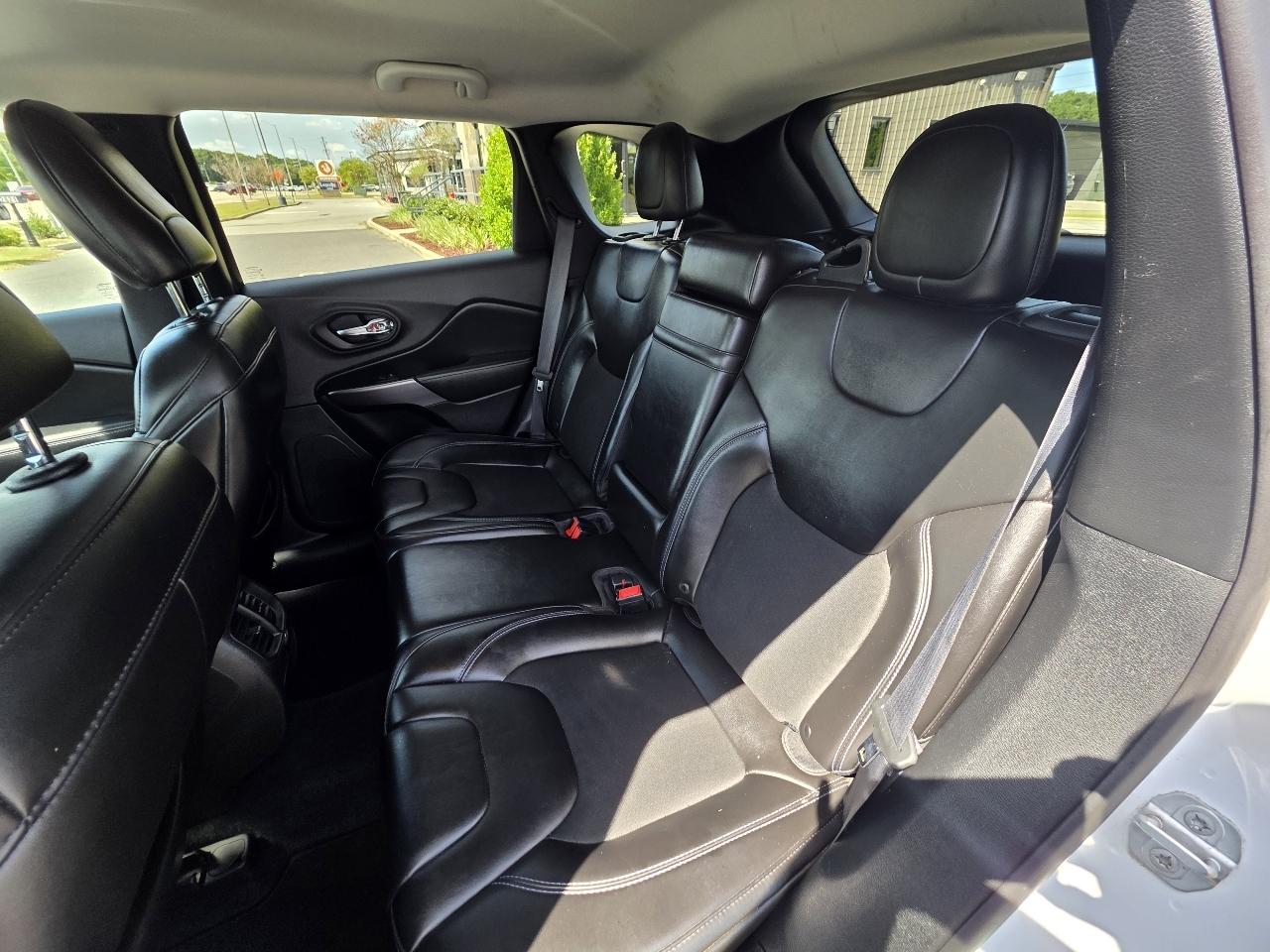 Jeep Cherokee Latitude Plus 4x4 2019