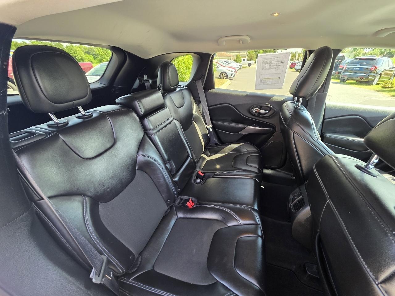 Jeep Cherokee Latitude Plus 4x4 2019