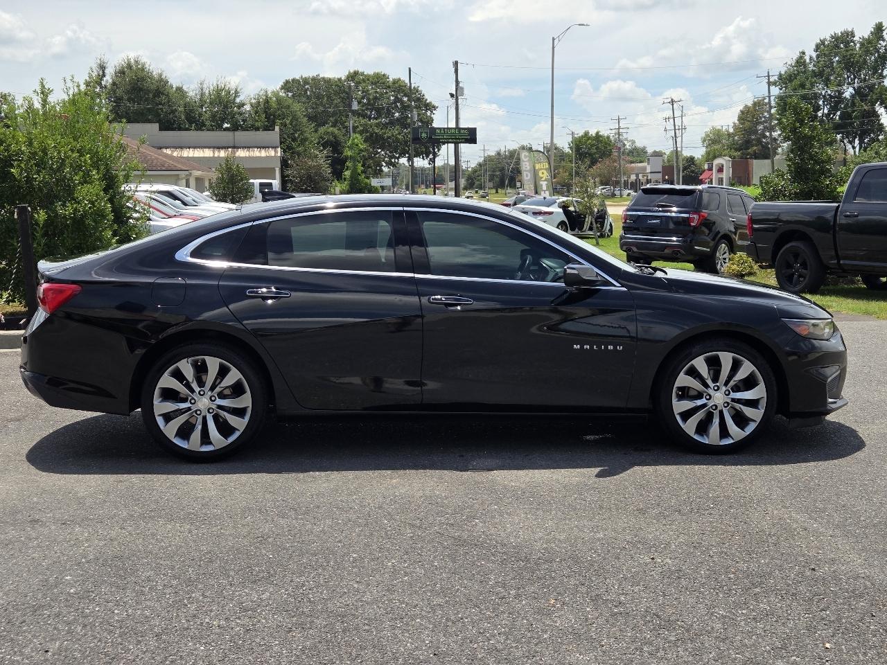 Chevrolet Malibu 4dr Sdn Premier w/2LZ 2017