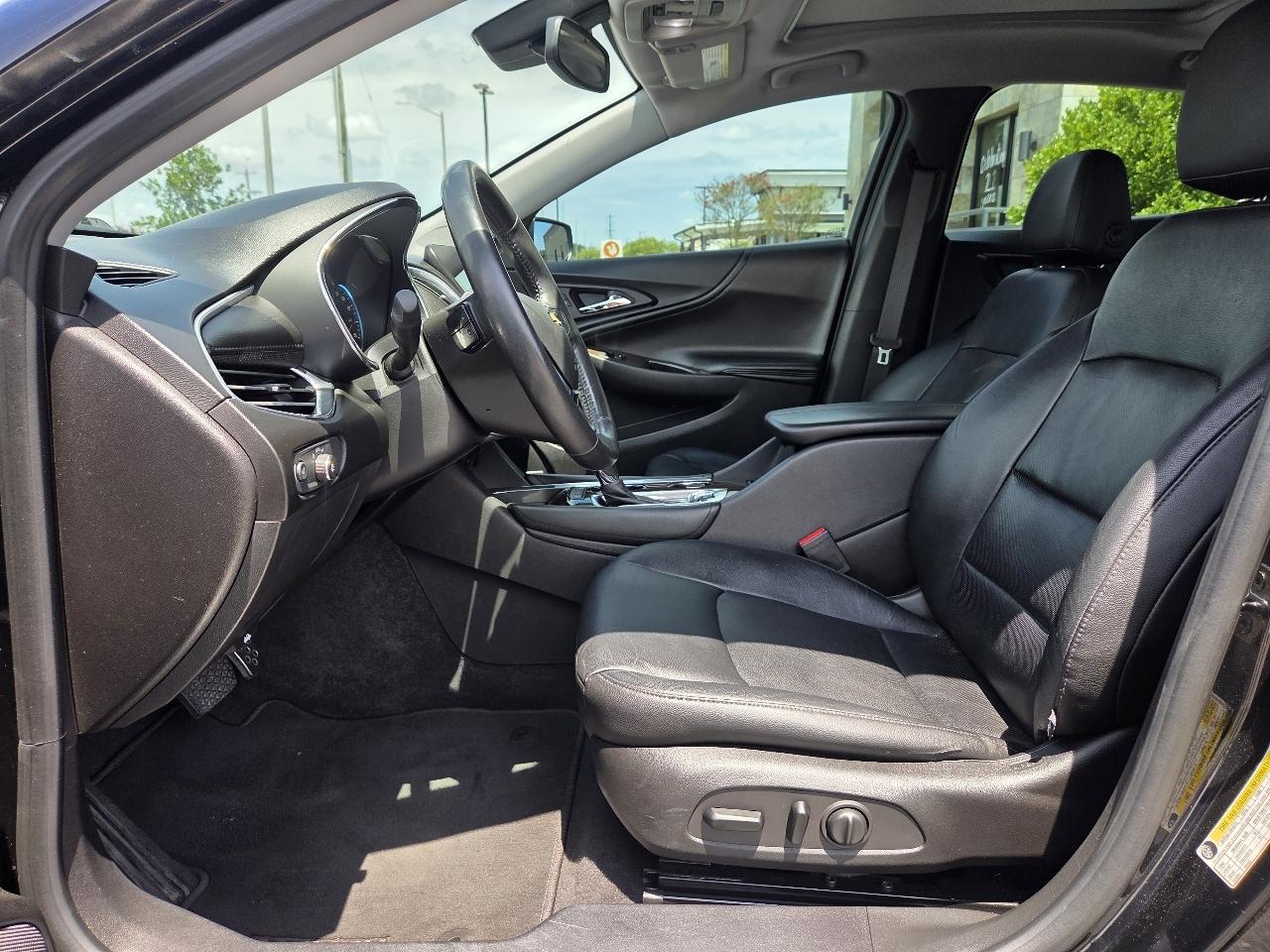 Chevrolet Malibu 4dr Sdn Premier w/2LZ 2017
