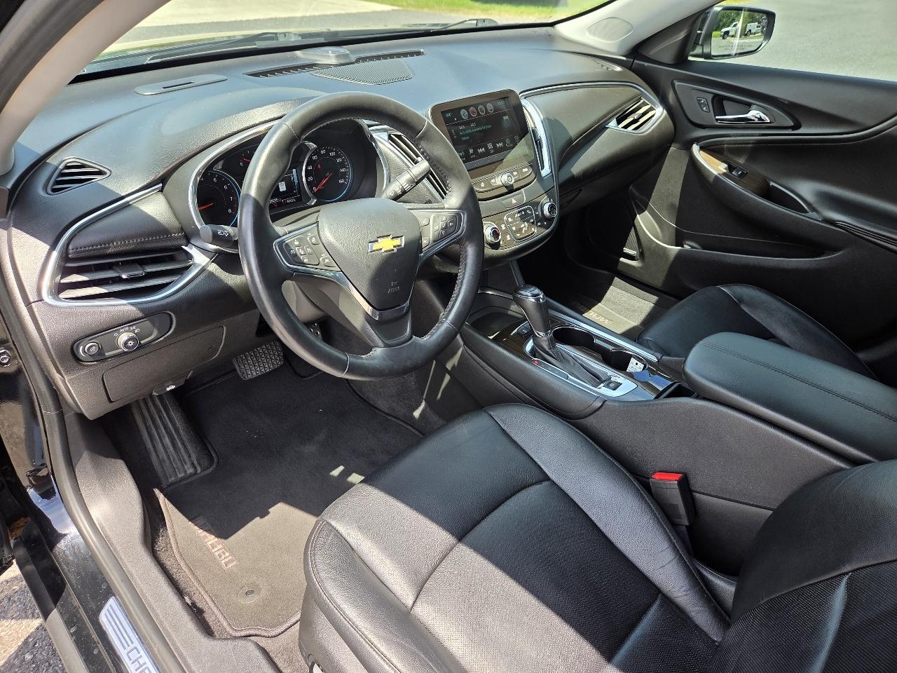 Chevrolet Malibu 4dr Sdn Premier w/2LZ 2017