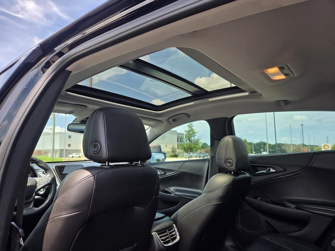 Chevrolet Malibu 4dr Sdn Premier w/2LZ 2017