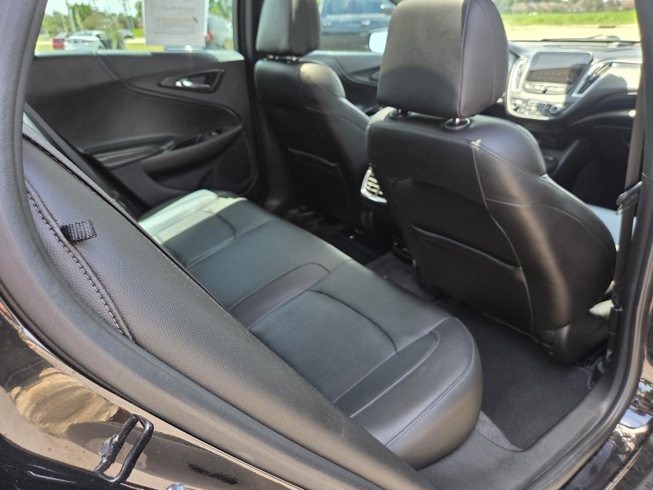 Chevrolet Malibu 4dr Sdn Premier w/2LZ 2017