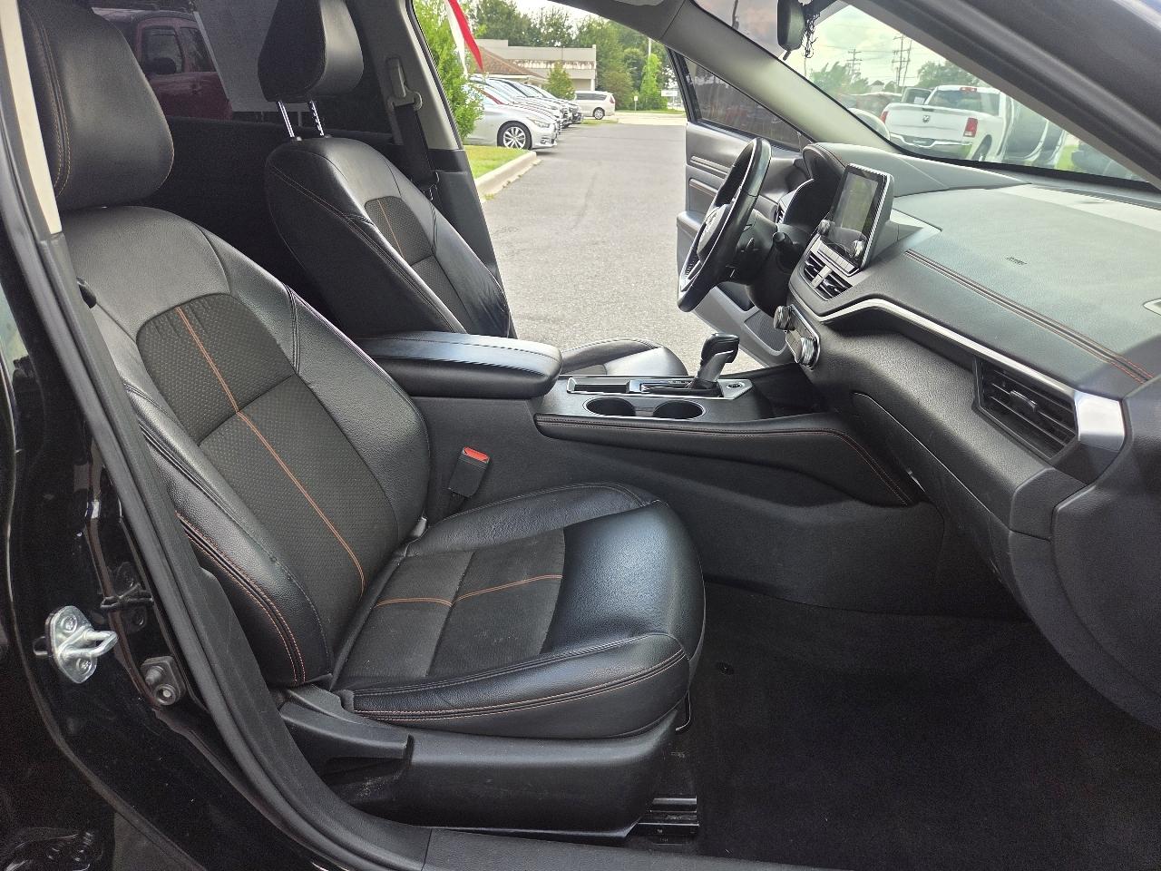 Nissan Altima 2.5 SR Sedan 2022