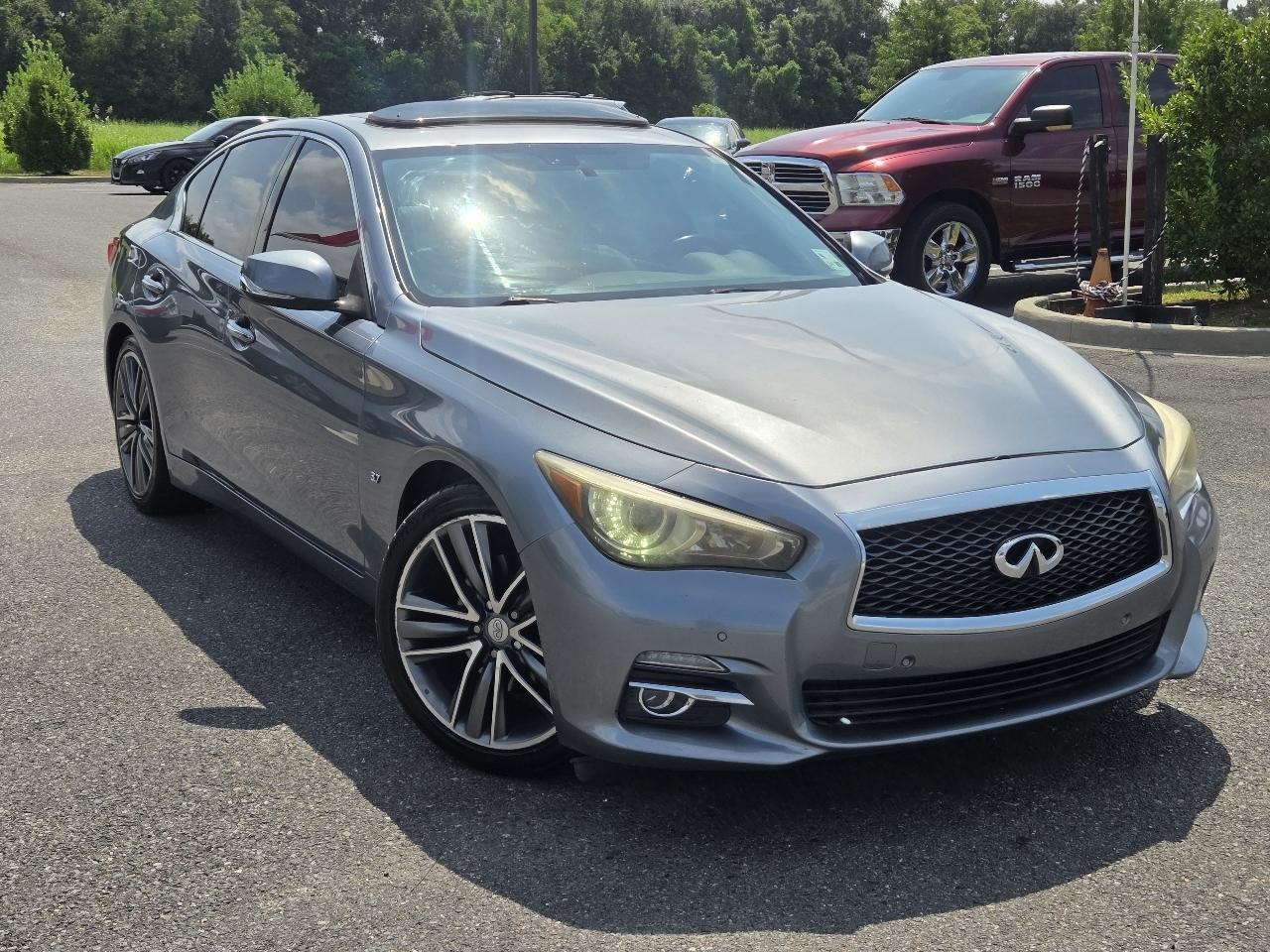 Infiniti Q50 4dr Sdn Premium RWD 2014
