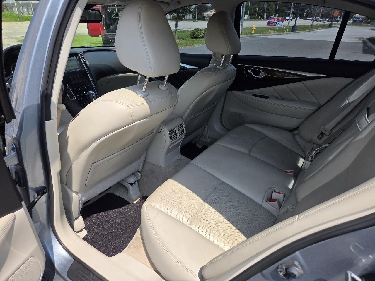 Infiniti Q50 4dr Sdn Premium RWD 2014