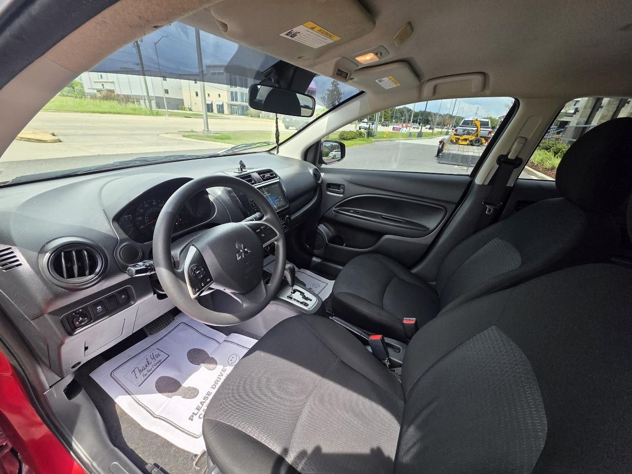 Mitsubishi Mirage G4 photo 10