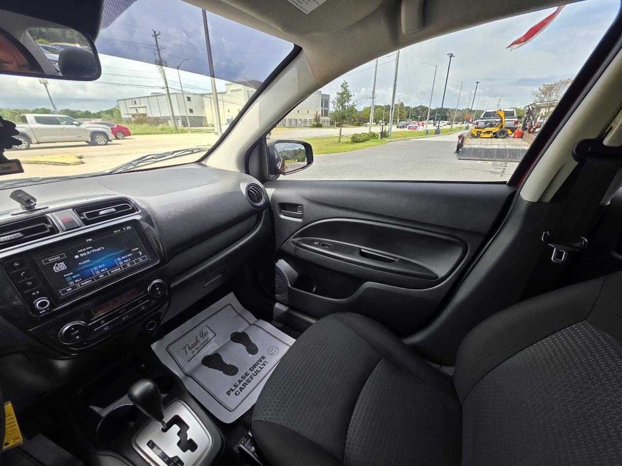 Mitsubishi Mirage G4 photo 19