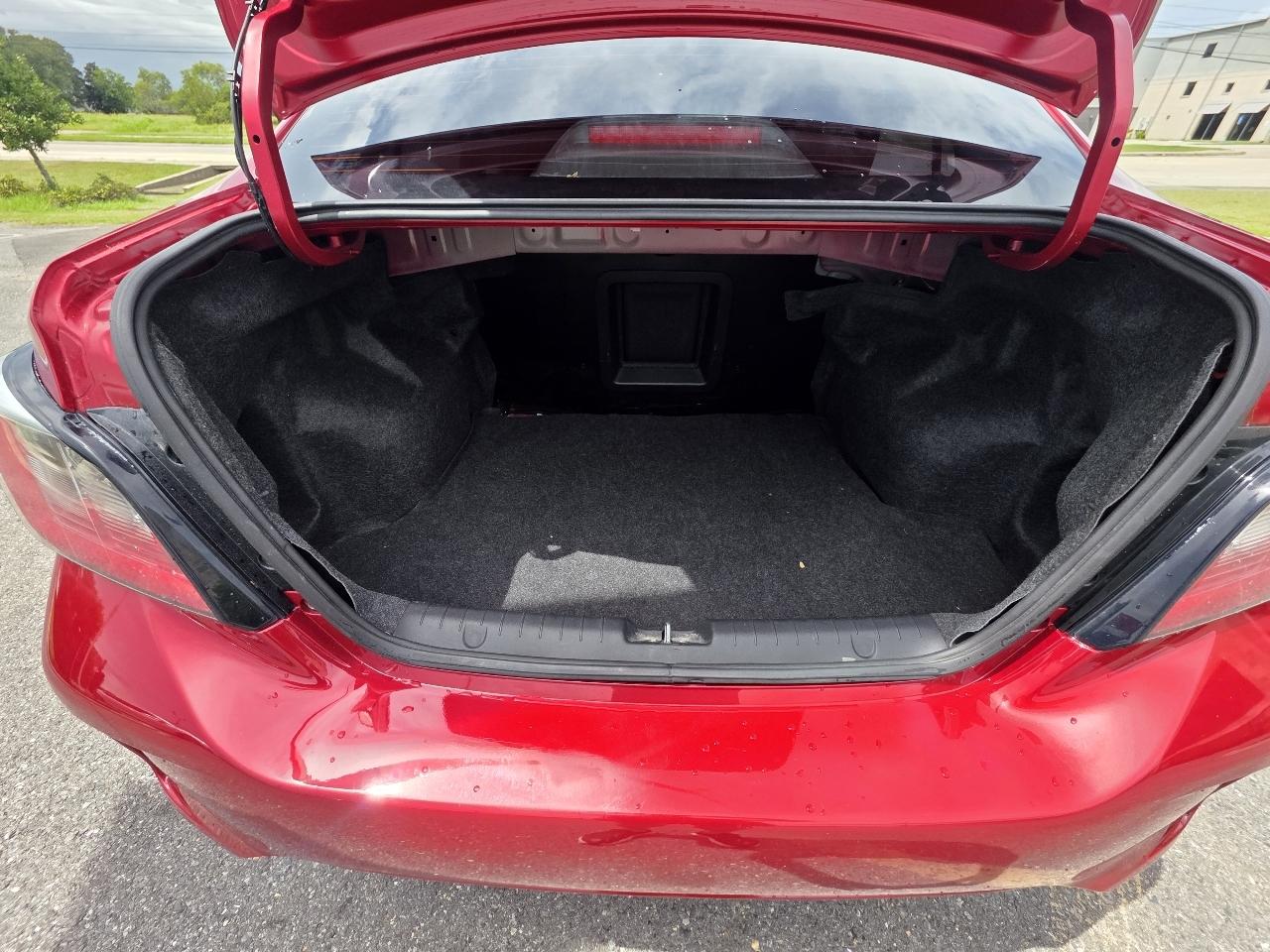 Mitsubishi Mirage G4 photo 29