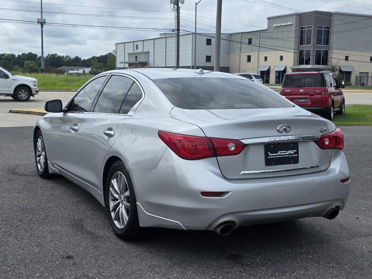 Infiniti Q50 4dr Sdn Premium RWD 2014