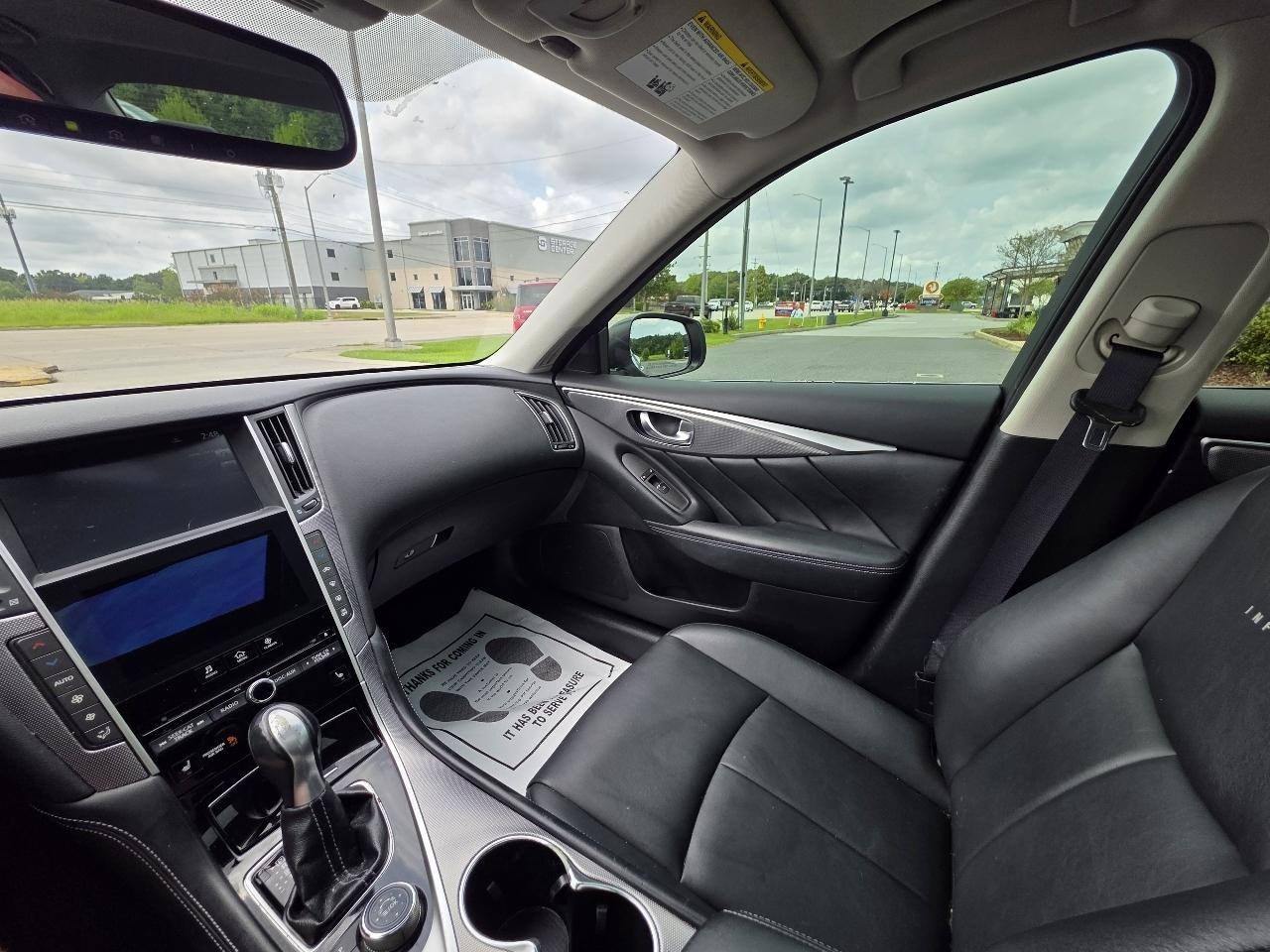Infiniti Q50 4dr Sdn Premium RWD 2014