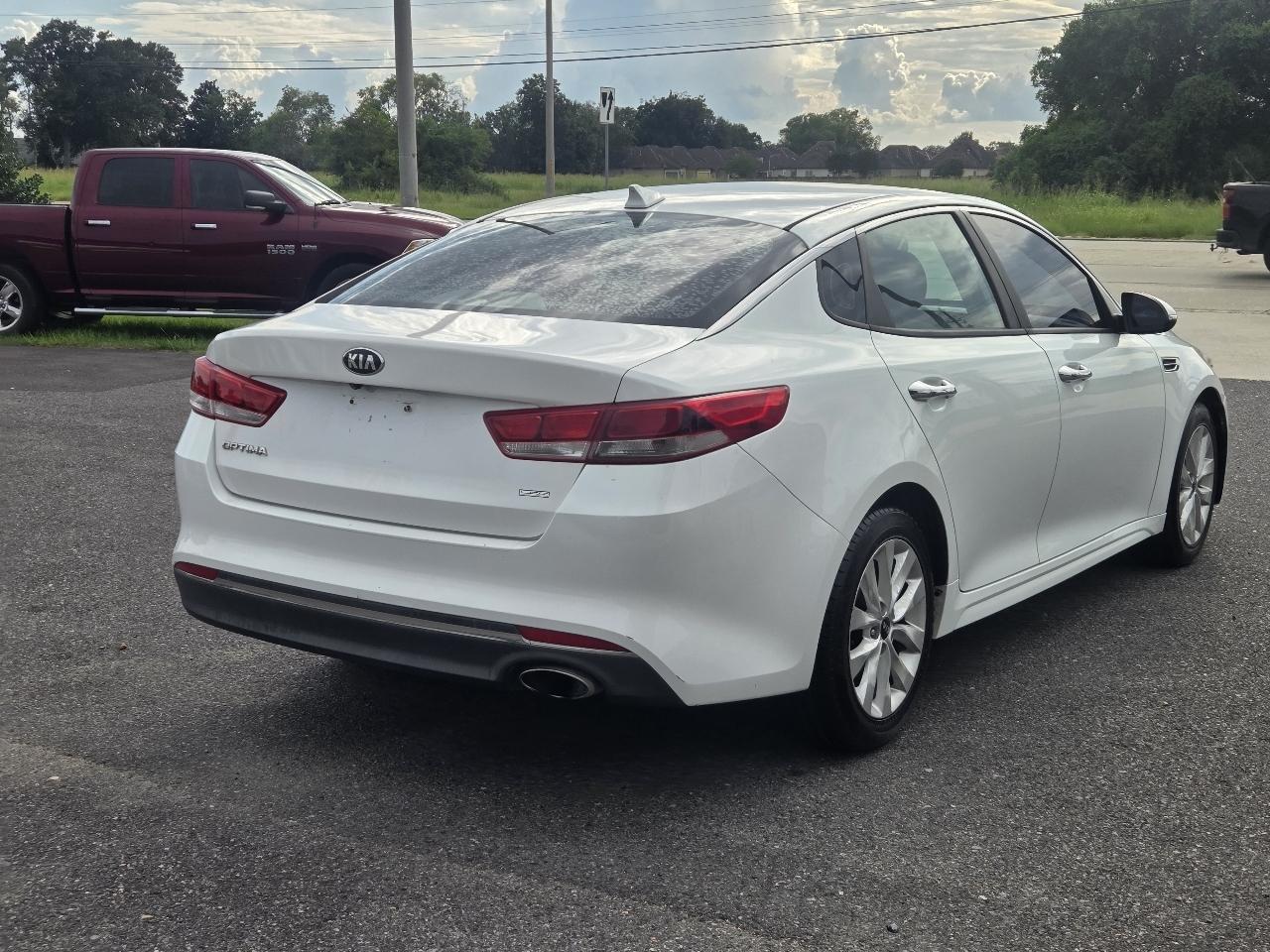 Kia Optima photo 9