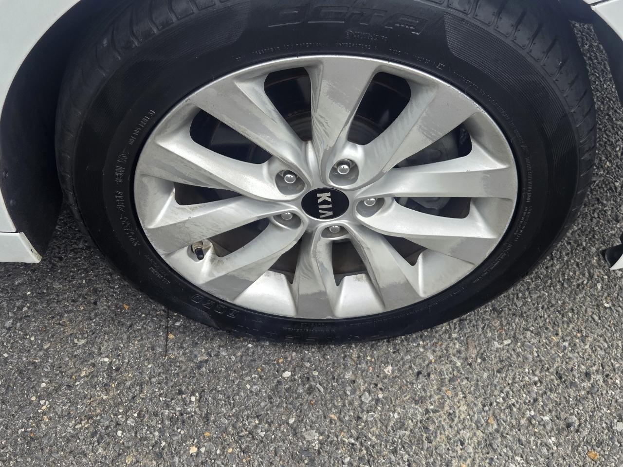 Kia Optima photo 11